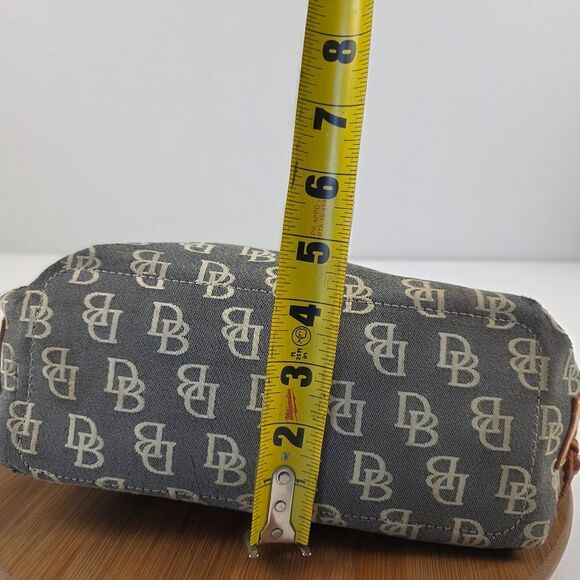 Dooney & Bourke Monogram Tassel Tote Canvas‎ & Leather Double Handle Vintage Y2K - Picture 8 of 12